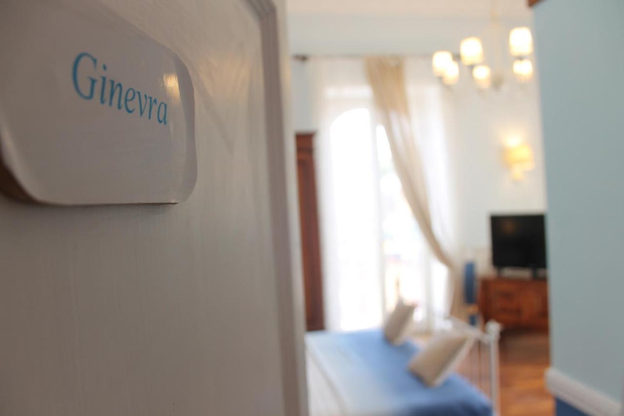 B&B Le Sorelle Napoli Eksteriør bilde